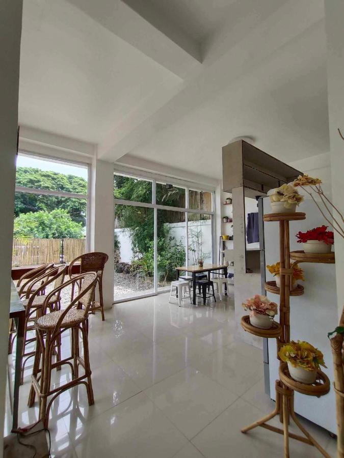 Frachette'S Bed & Breakfast Puerto Princesa Buitenkant foto
