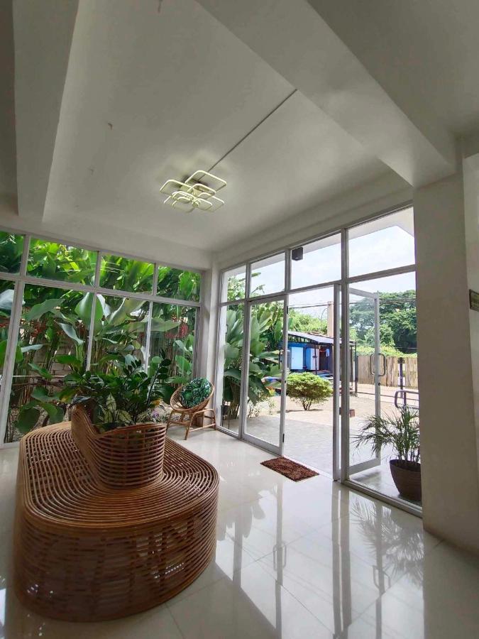 Frachette'S Bed & Breakfast Puerto Princesa Buitenkant foto